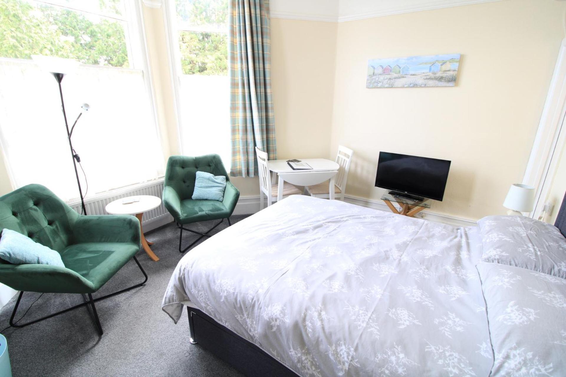 Chelston Dene Holiday Apartments Torquay Ruang foto