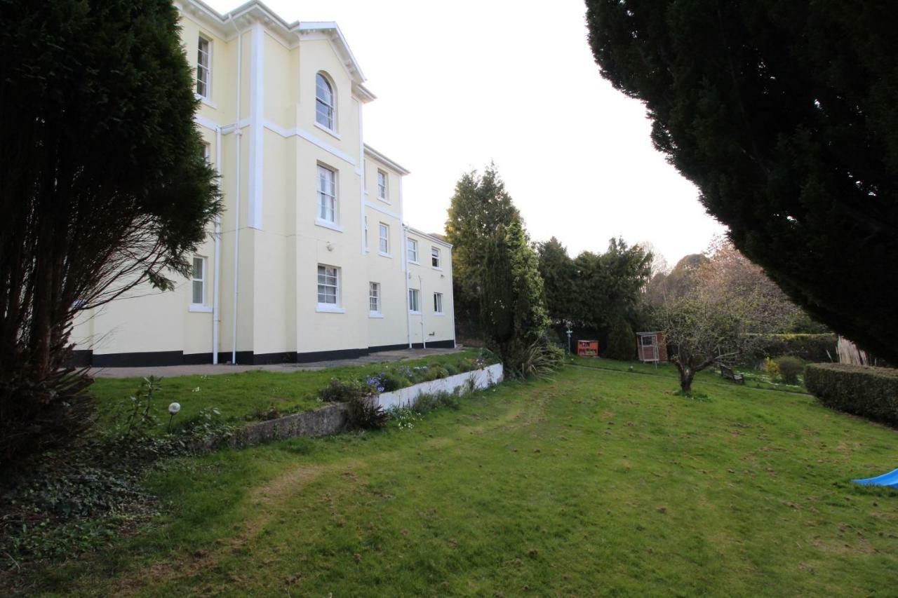 Chelston Dene Holiday Apartments Torquay Bagian luar foto